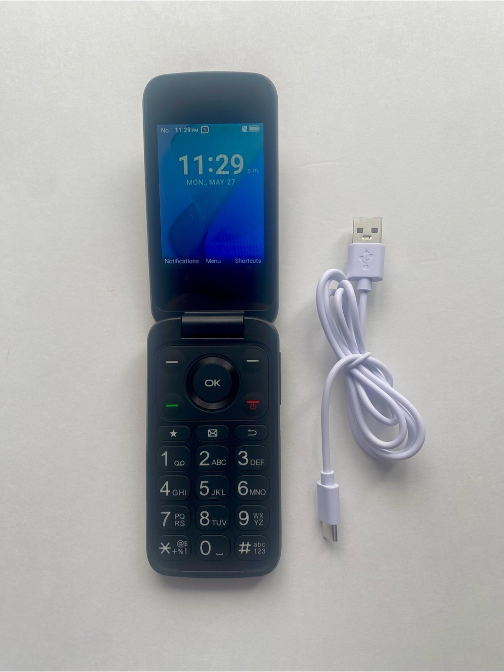 TCL Flip 2022 8GB 4G LTE Unlocked Flip Phone, Black (Renewed)